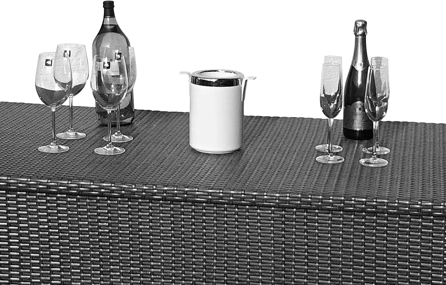 RS Trade 'Sienna' 650L poly-rattan garden cushion box