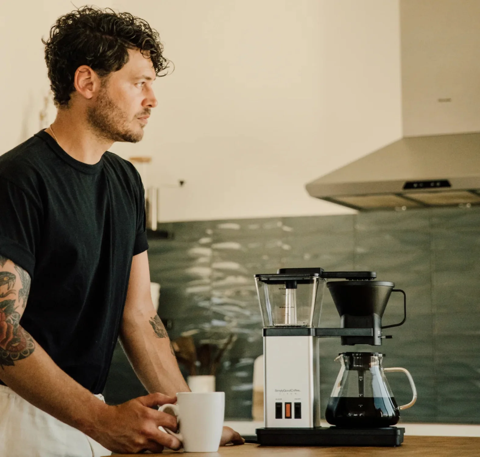 SimplyGoodCoffee Brewer - The best automatic drip coffee flavor possible at the flip of a switch