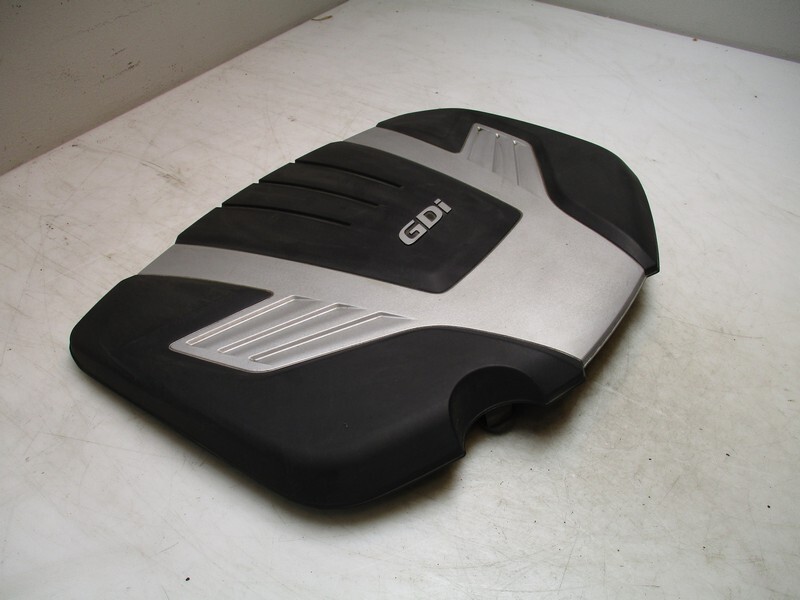 Pre-Owned 2013-2016 Hyundai Santa Fe Engine Cover OEM - Verify Specific Vehicle Fitment In Description - (Good)