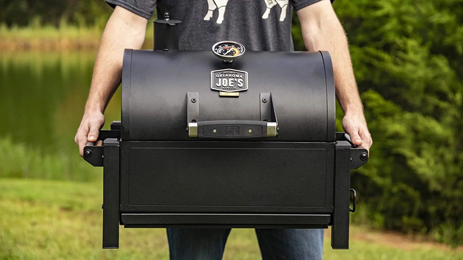 Oklahoma Joe's 19402088 Rambler Portable Charcoal Grill, Black