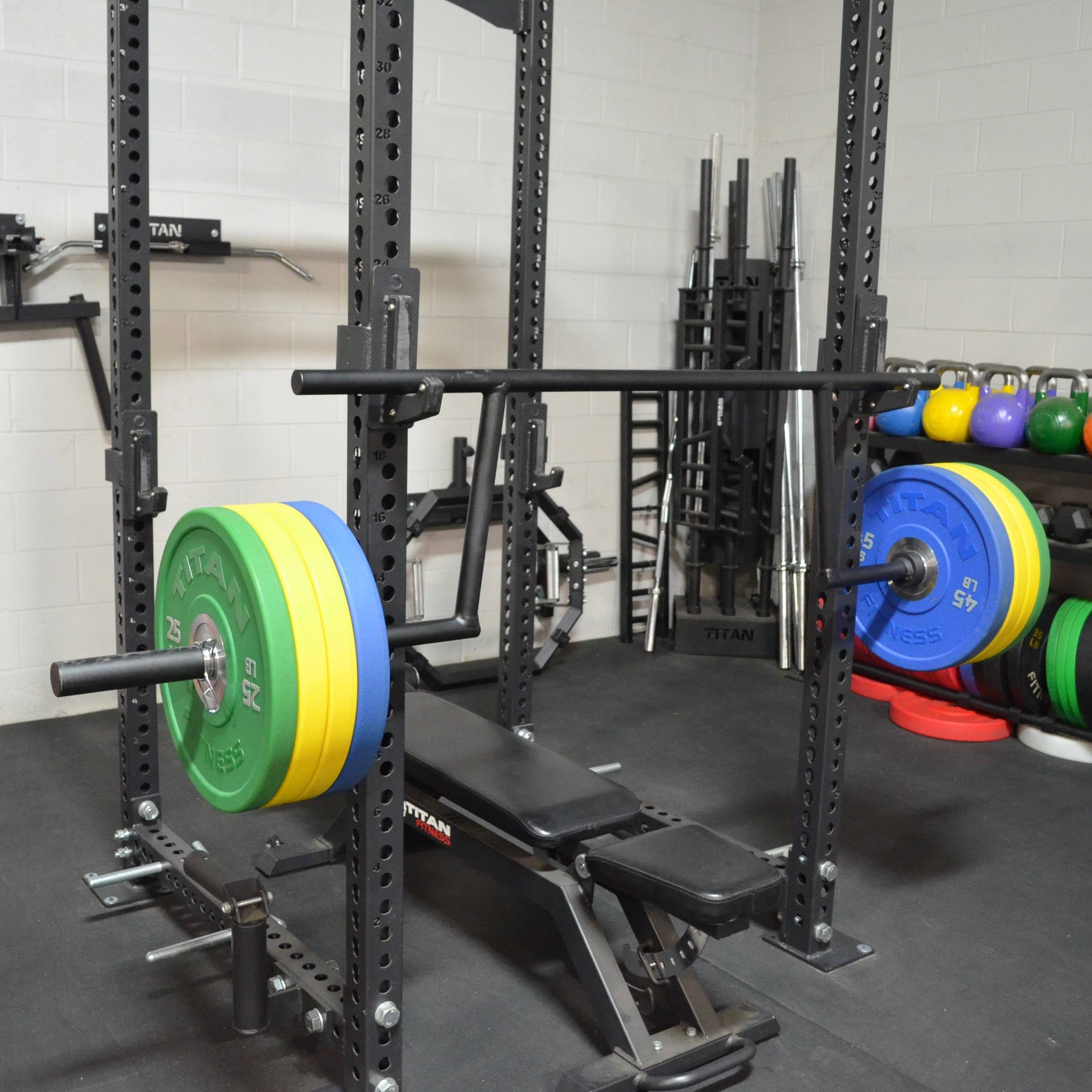 Titan Fitness Rackable Camber Bar