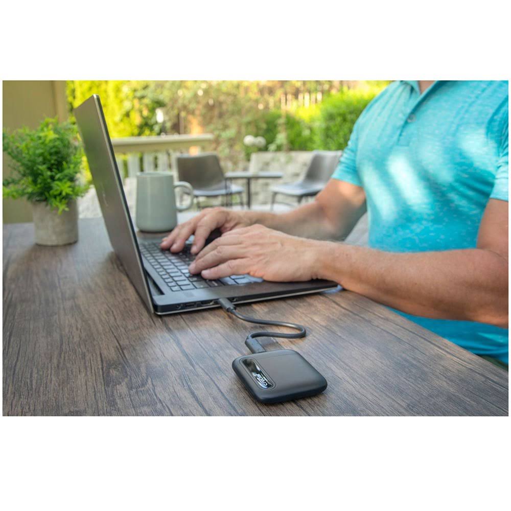 Crucial X6 1TB Portable SSD