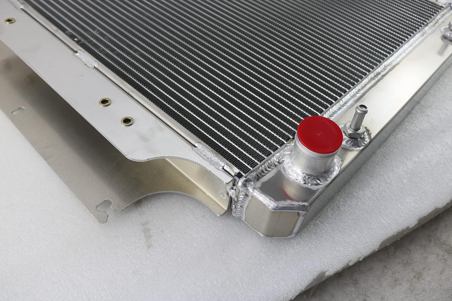CoolingCare Radiator for 1987-2006 Jeep Wrangler YJ TJ Unlimited, All Aluminum 3 Row Core Radiador