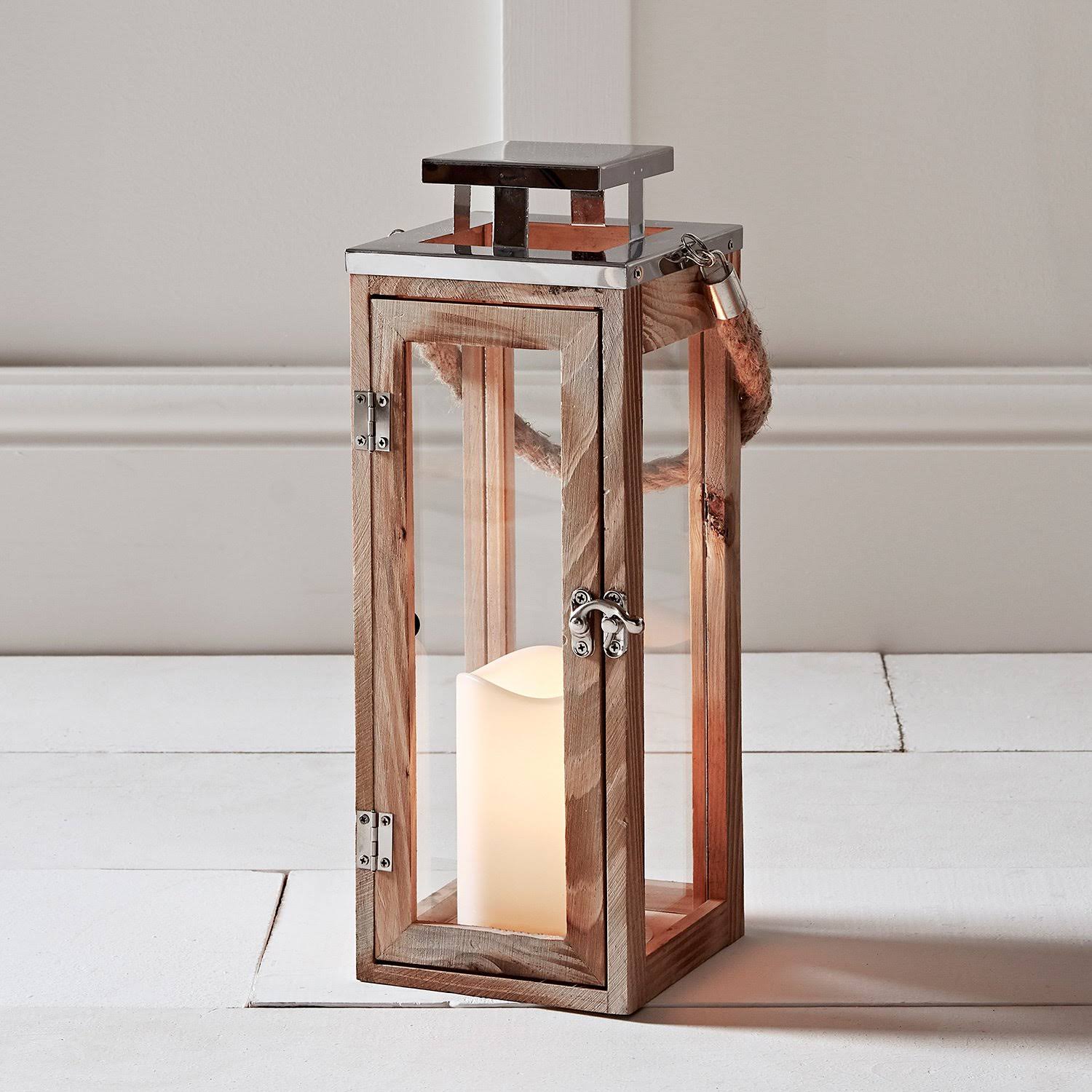Lights4fun, Large Wooden Battery Operated LED Flameless Candle Lantern for