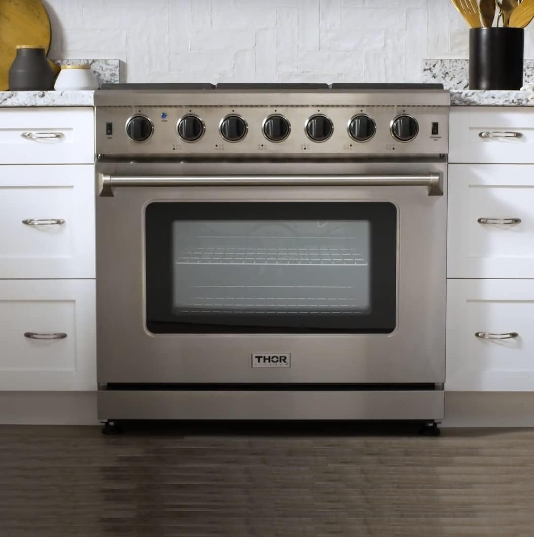 Thor Kitchen 30 in. 4.55 Cu. Ft. Freestanding Gas Range with 5 Burners, Continuous Cast Iron Grates, in Stainless Steel, LRG3001U