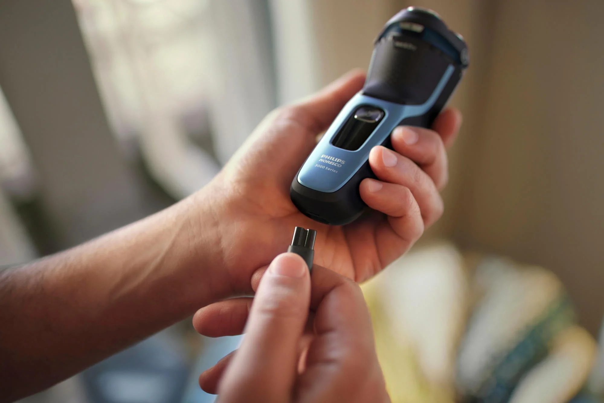 Philips Norelco Shaver 3600, Rechargeable Wet & Dry Electric Shaver with Pop-Up Trimmer and Storage Pouch