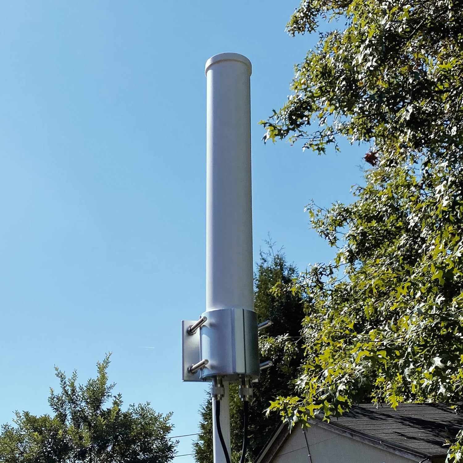 Omnidirectional 4G LTE MIMO Antenna, Wide Band Pole Wall Mount Signal Booster for Mobile Cell Phone, 12dBi Gain Compatible with Verizon, AT&T, Sprint, T-Mobile,