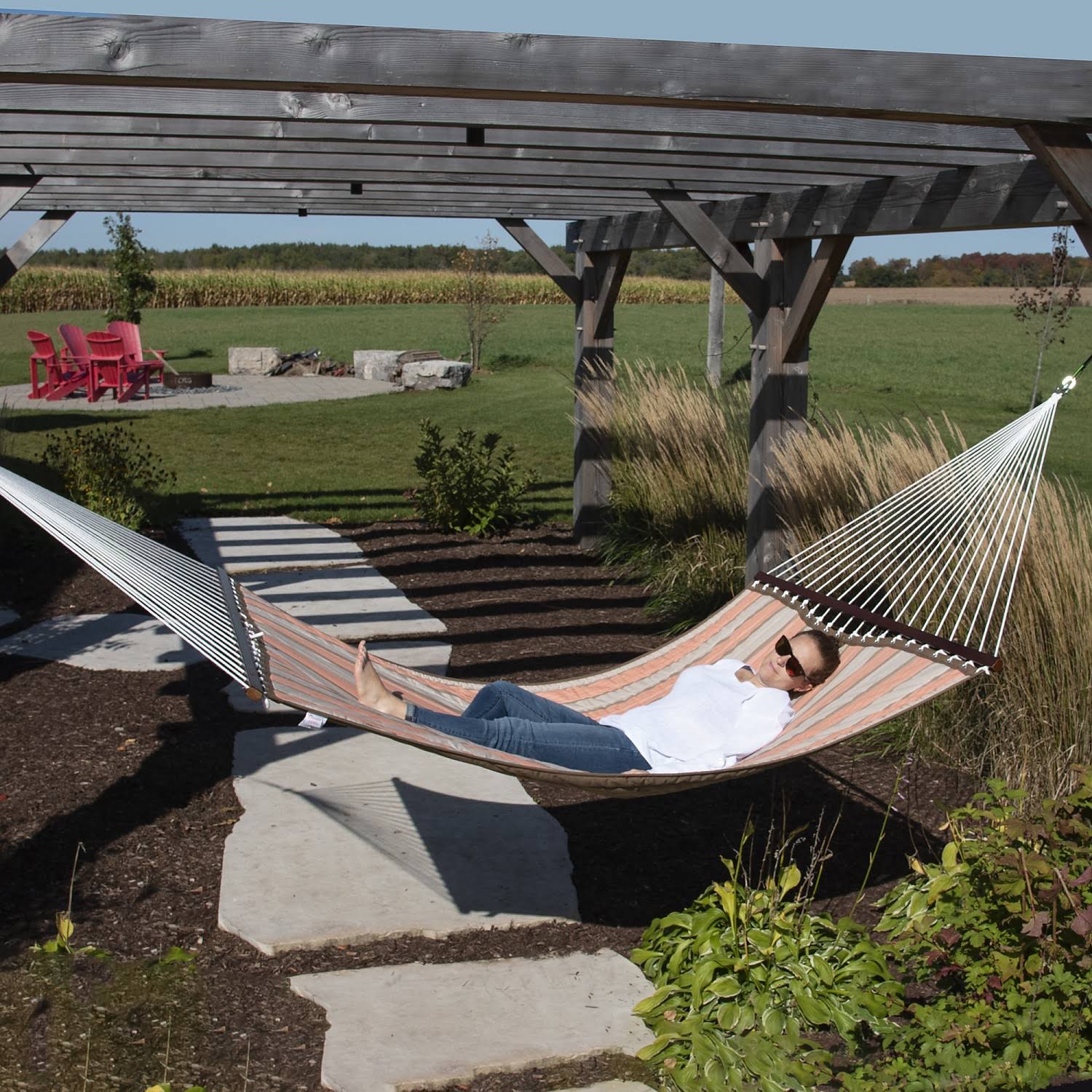 Vivere Double Sunbrella Quilted Hammock in Cameo