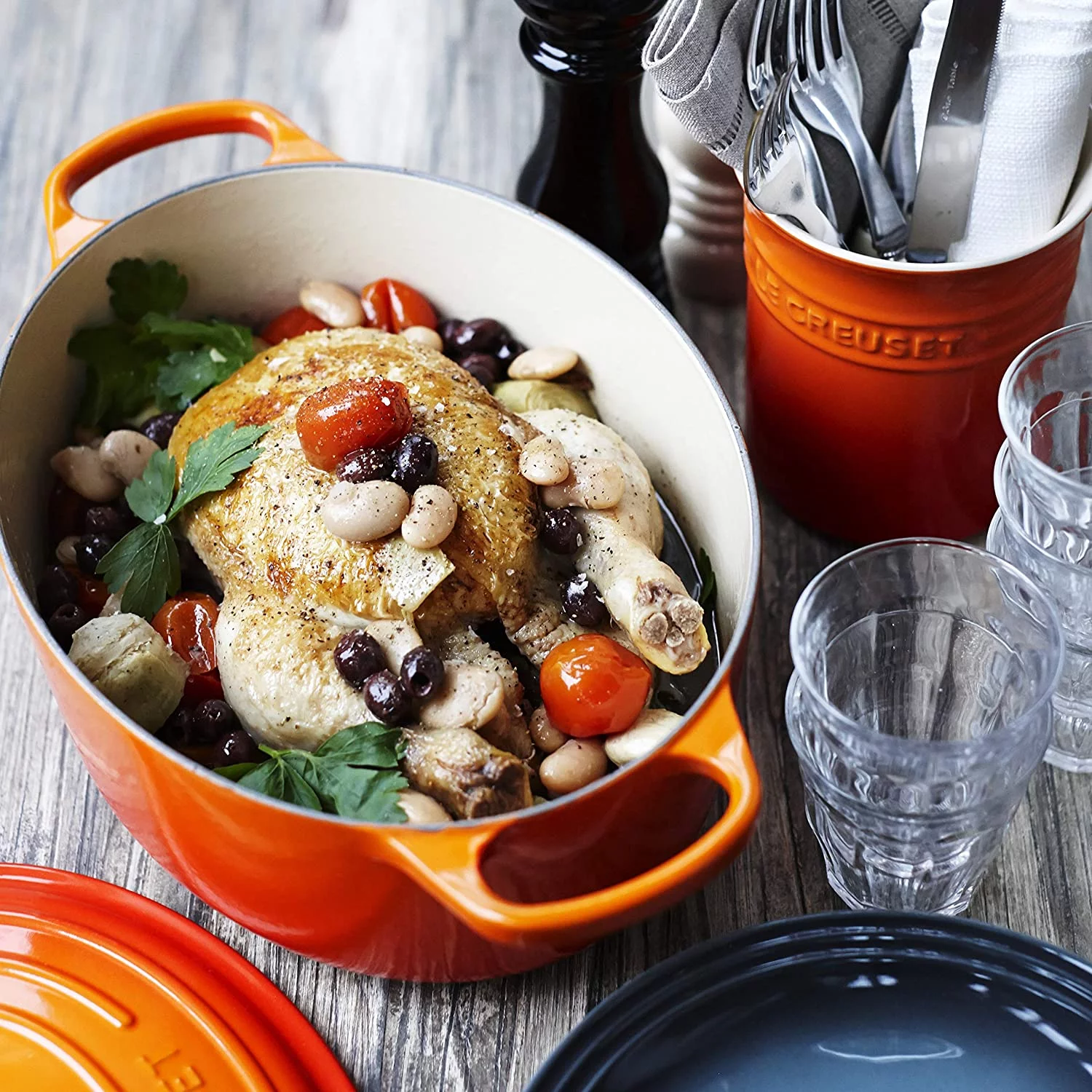 Le Creuset Signature 5 qt. Oval Dutch Oven in Flame
