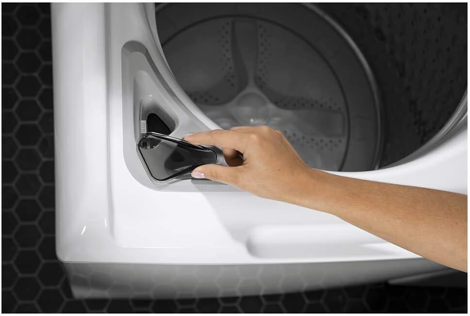 GE GTW720BSNWS 27" Top Load Washer with 4.8 cu. ft. Capacity 12 Wash Cycles 800 RPM and Stainless Steel Wash Basket in White