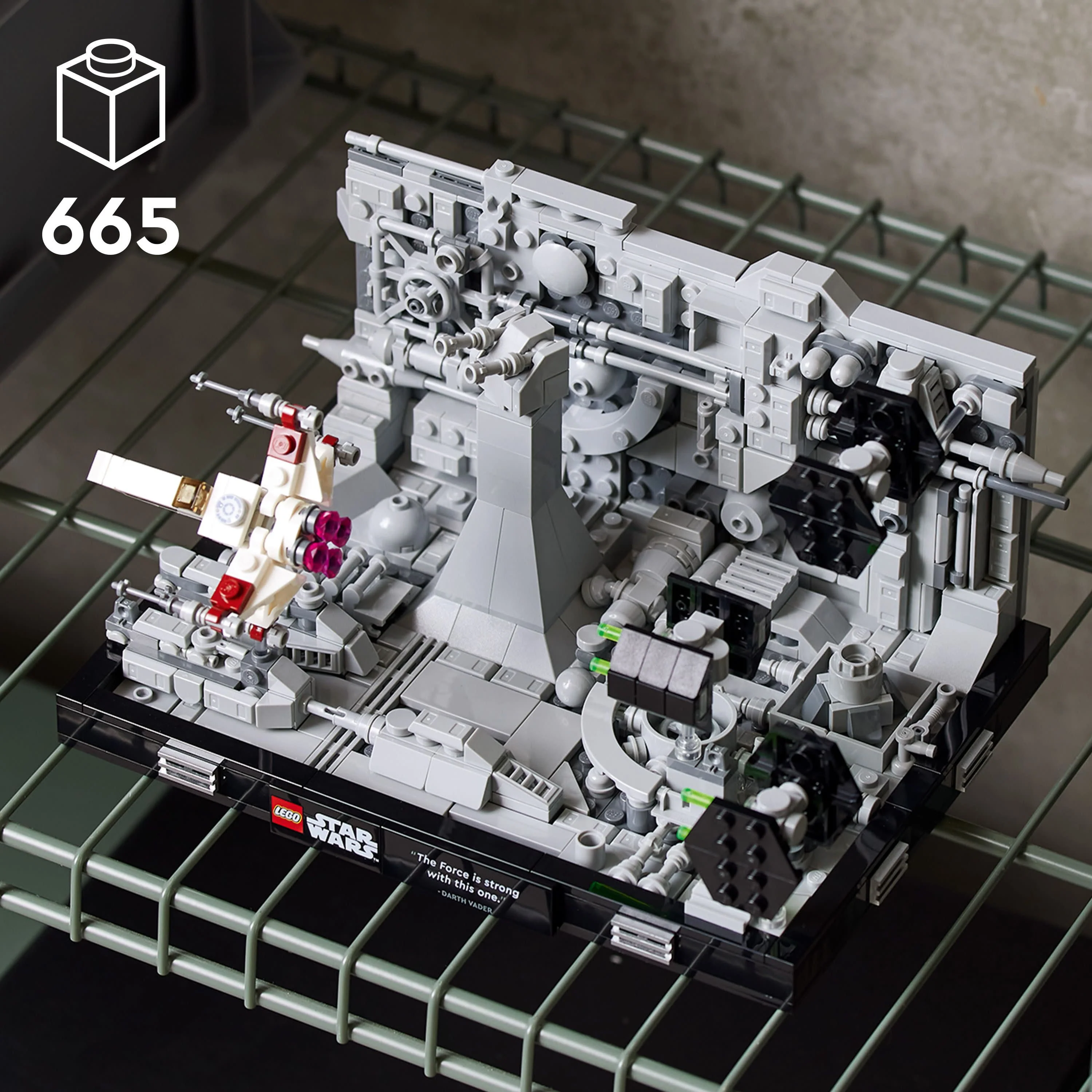 LEGO Star Wars Death Star Trench Run Diorama 75329 Set for Adults, Room Décor Memorabilia Gift with Darth Vader's TIE Advanced fighter