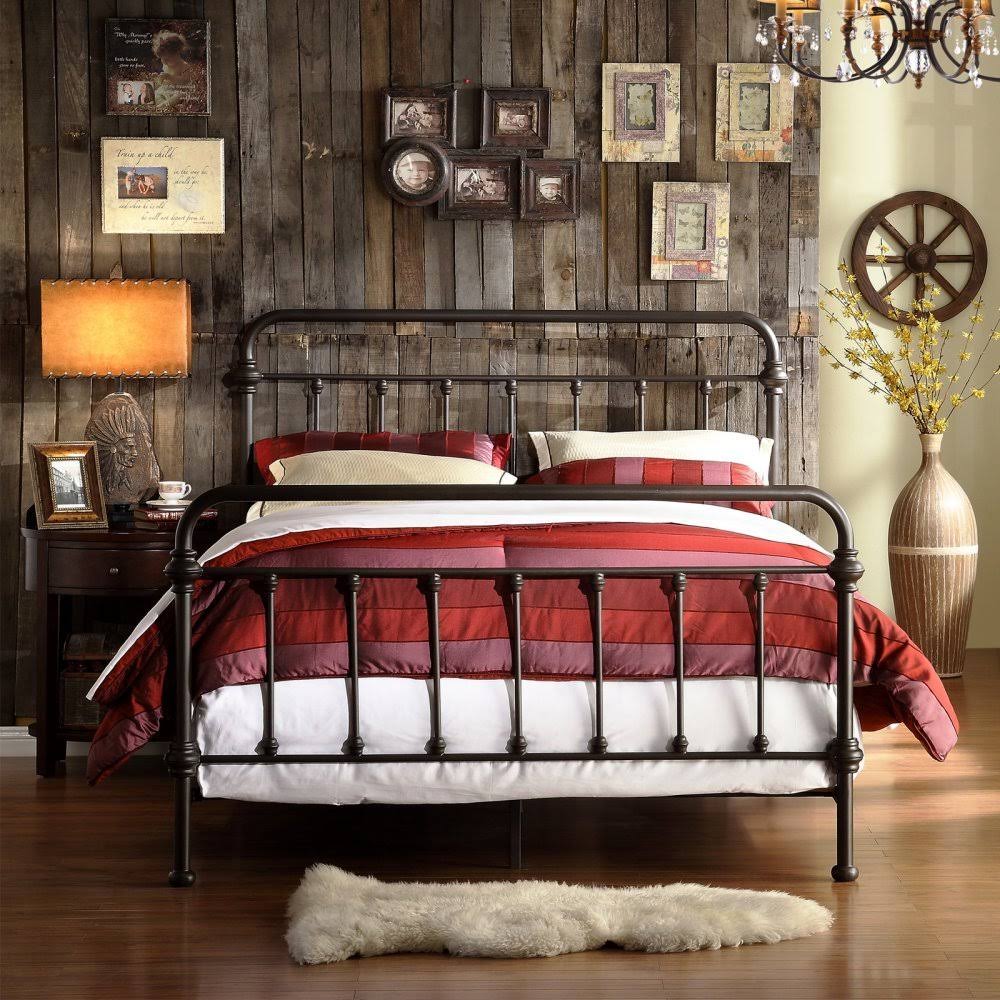 Weston Home Nottingham Metal Spindle Bed