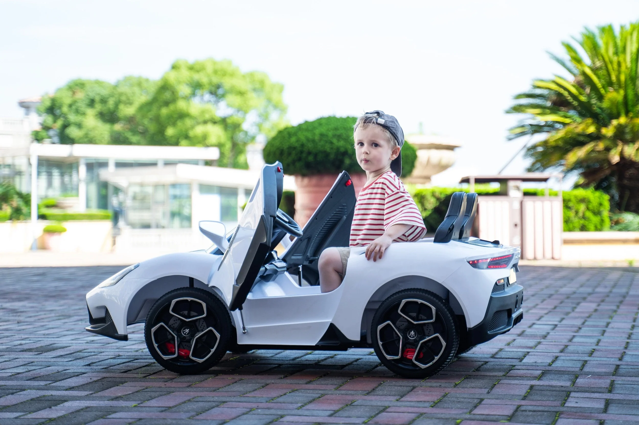 24V 4x4 Maserati MC20 2 Seater Ride on Car for Kids - Curated Treasures Market