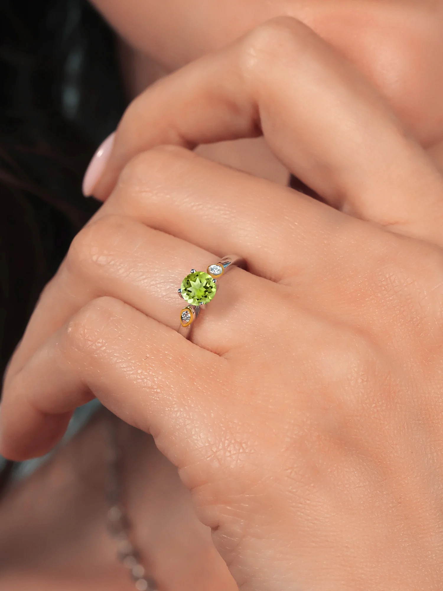 Gem Stone King 925 Sterling Silver and 10K Yellow Gold Green Peridot and White Lab Grown Diamond 3 Stone Engagement Ring For Women (0.58 Cttw, Round Gemstone August Birthstone, Size 7)