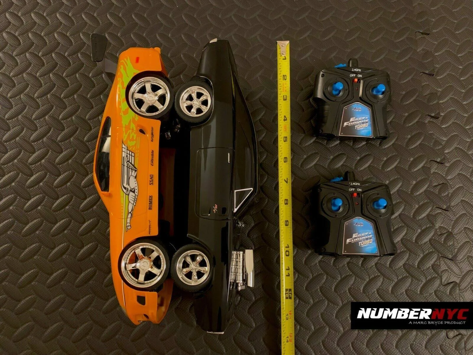 Fast and Furious 1:16 Scale Remote Control Car Twin Pack - Dom&s Charger R/T and