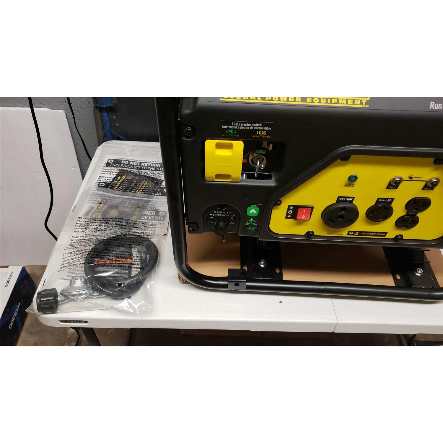 Champion Power Equipment 3500W/4375W Dual Fuel Generator