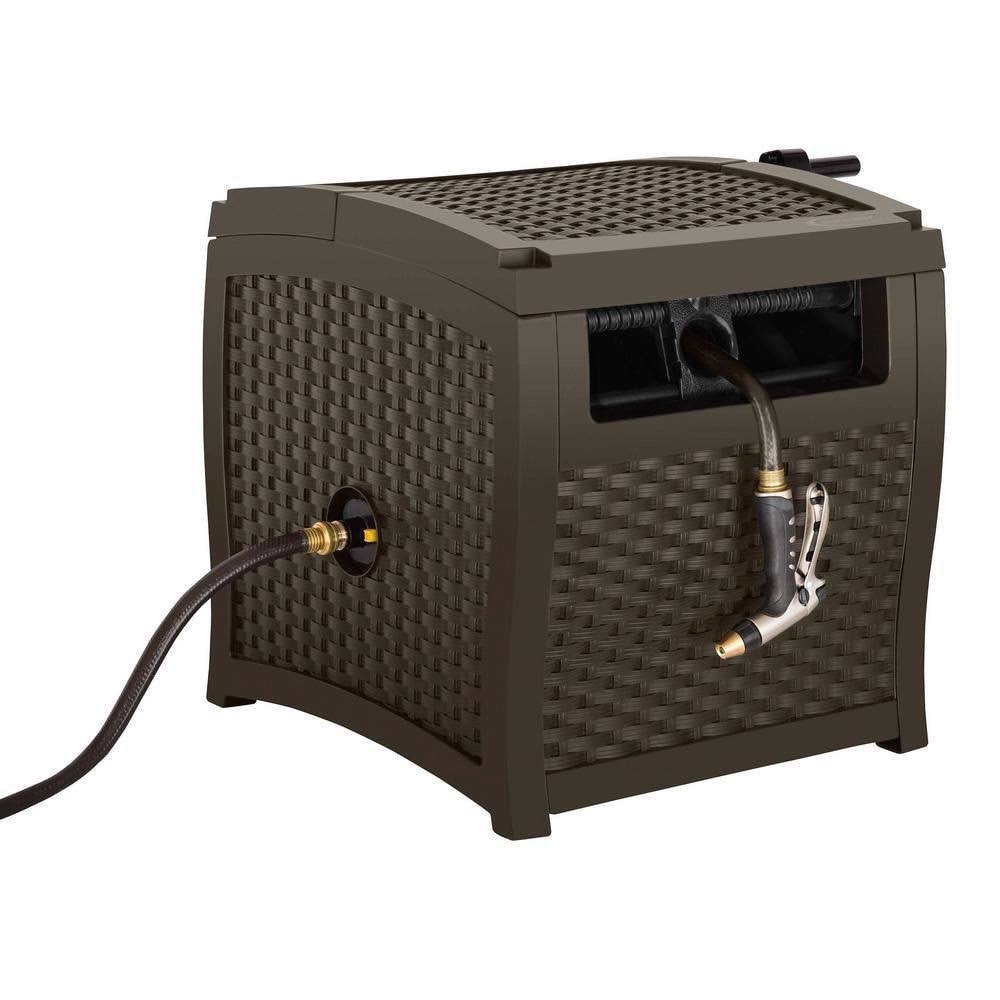 Suncast 225 ft. Smart Trak Wicker Hideaway Hose Reel with Brass In-Out Tube