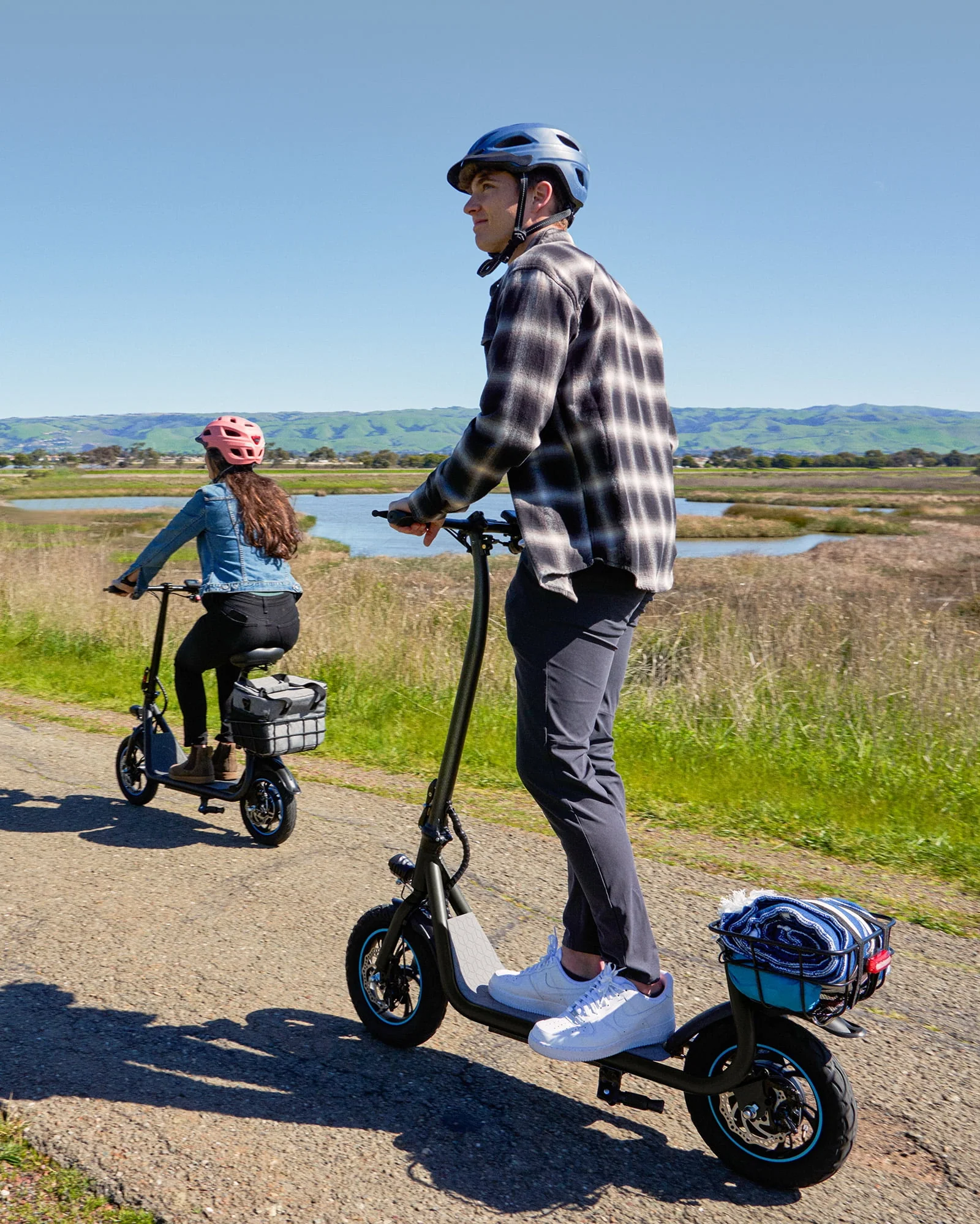 Kistp 550W Electric Scooter for Adults, 12 inch Commuter Electric Scooter with Basket and Wide Deck - up to 20 Miles 18.6MPH-Blue