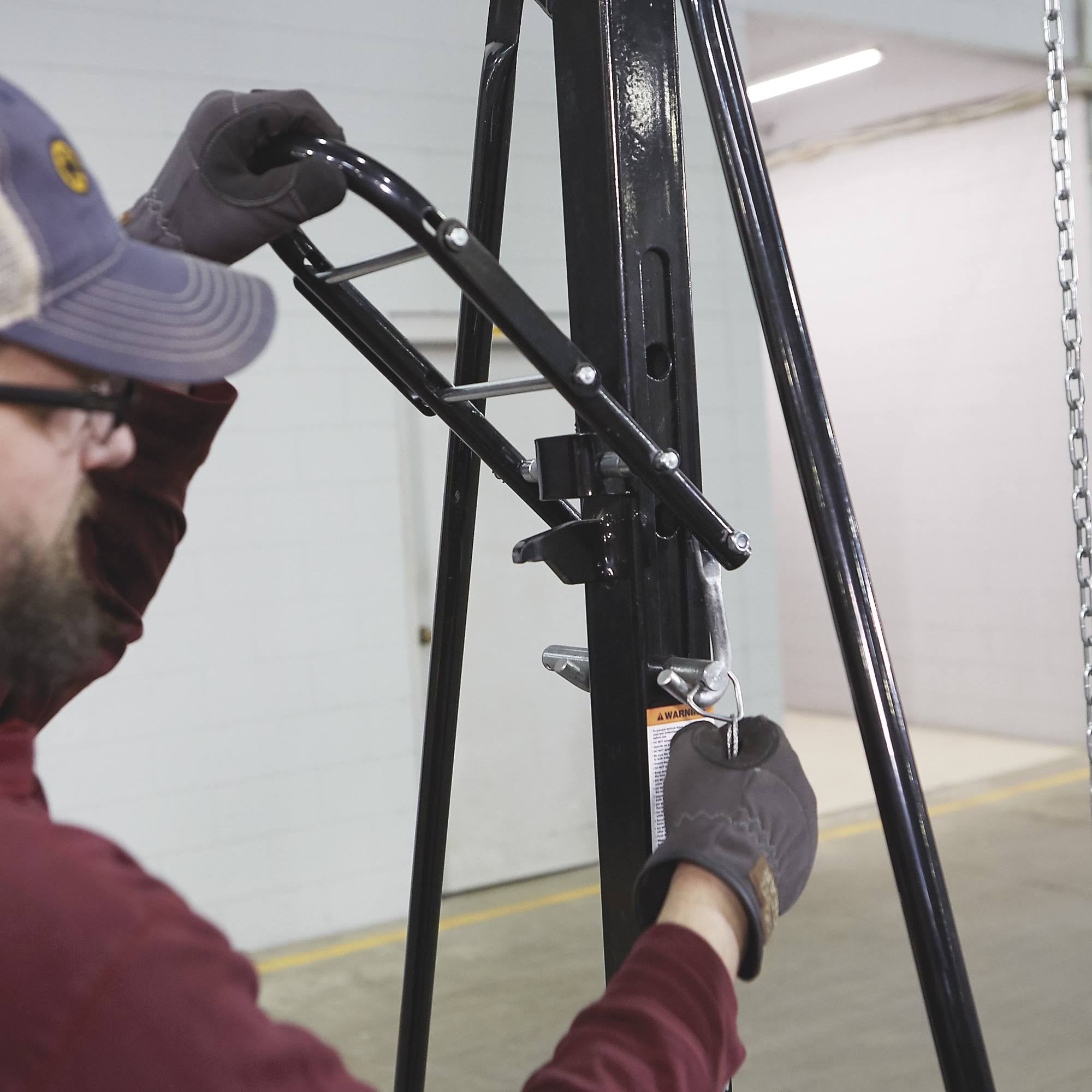 Strongway Adjustable Gantry Crane - 4000-Lb. Capacity