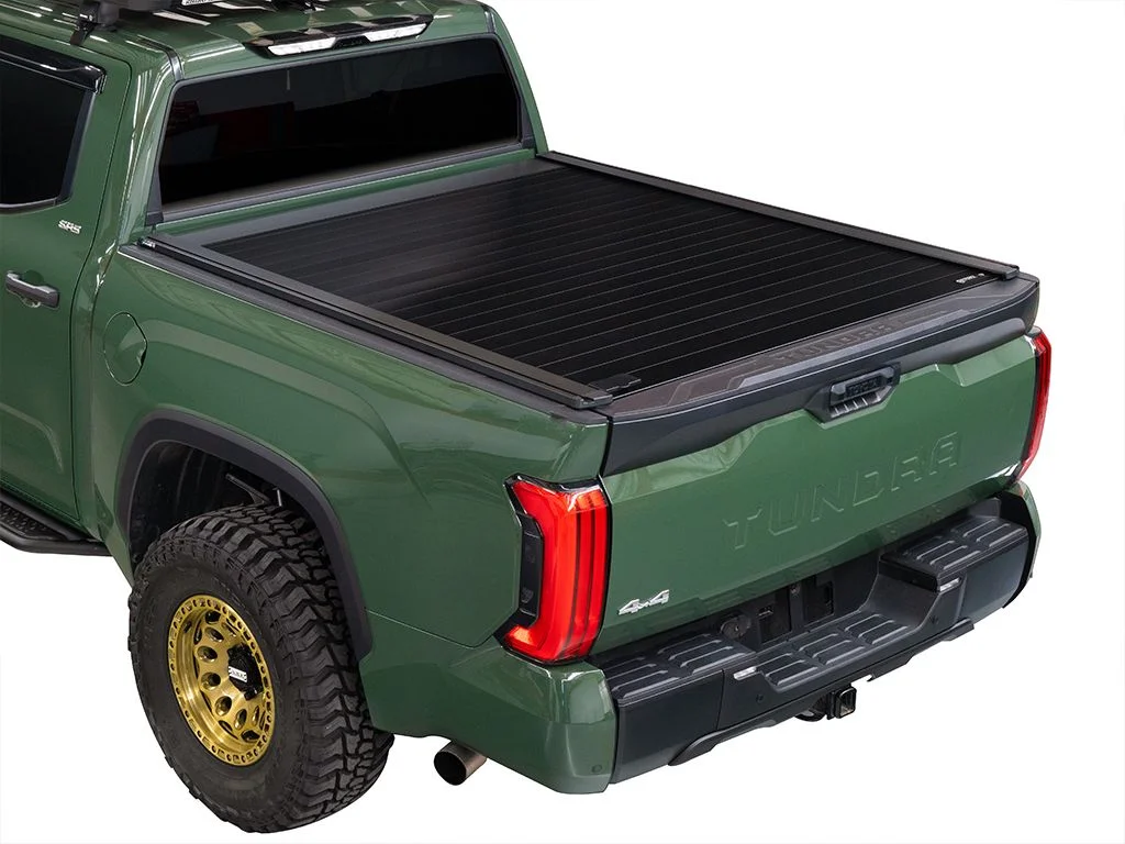 Retrax by RealTruck RetraxPRO XR Retractable Truck Tonneau Cover|T-80485|Compatible with 2020-2023 Chevy/GMC Silverado/Sierra 2500/3500HD (does not fit w/ factory side boxes) 8'2" Bed