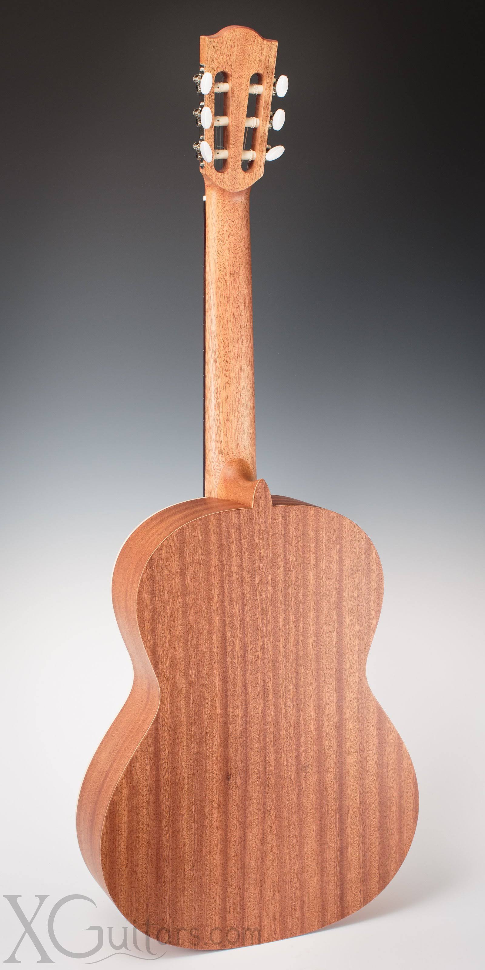 Alhambra 1OP-US Classical Guitar Cedar Top