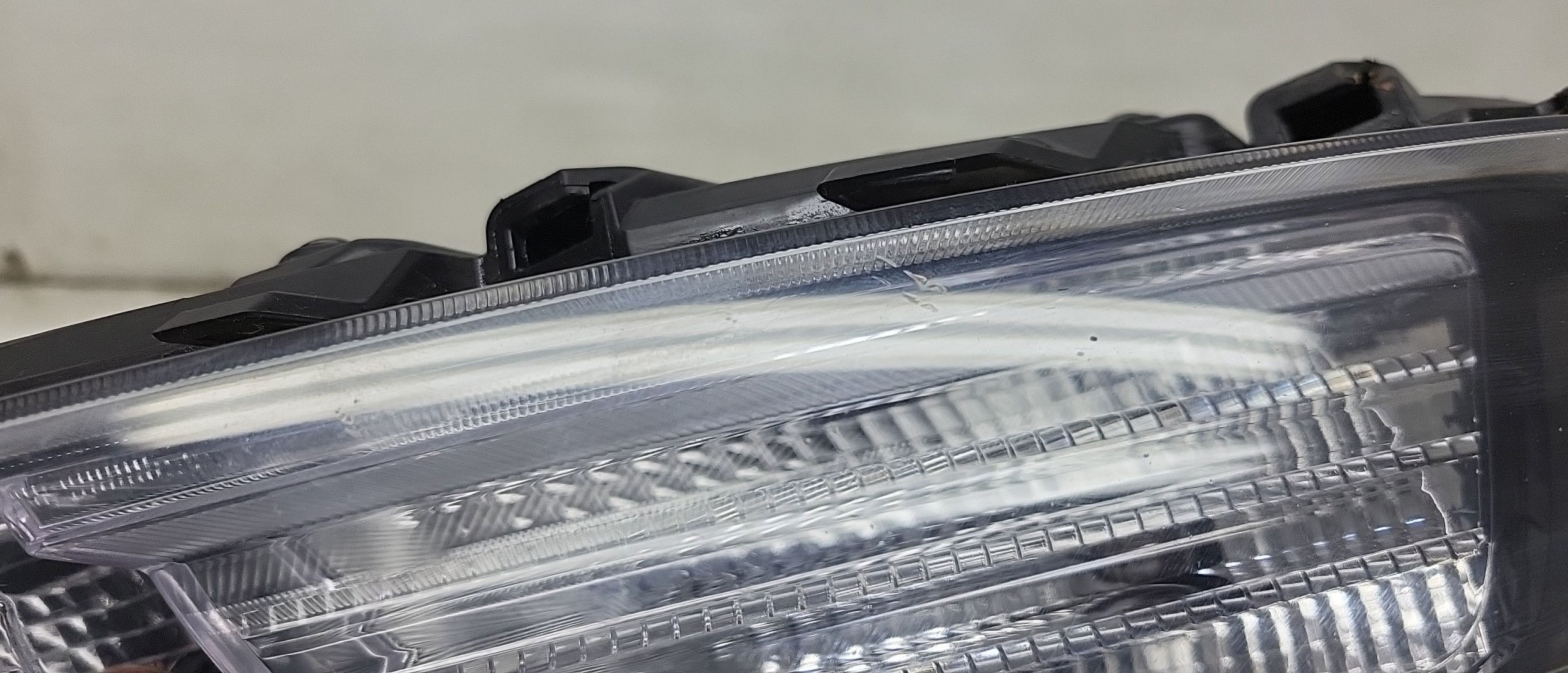 Pre-Owned 20 2020 Kia Soul Driver LH Daytime Running Fog Lamp Light OEM (Good)