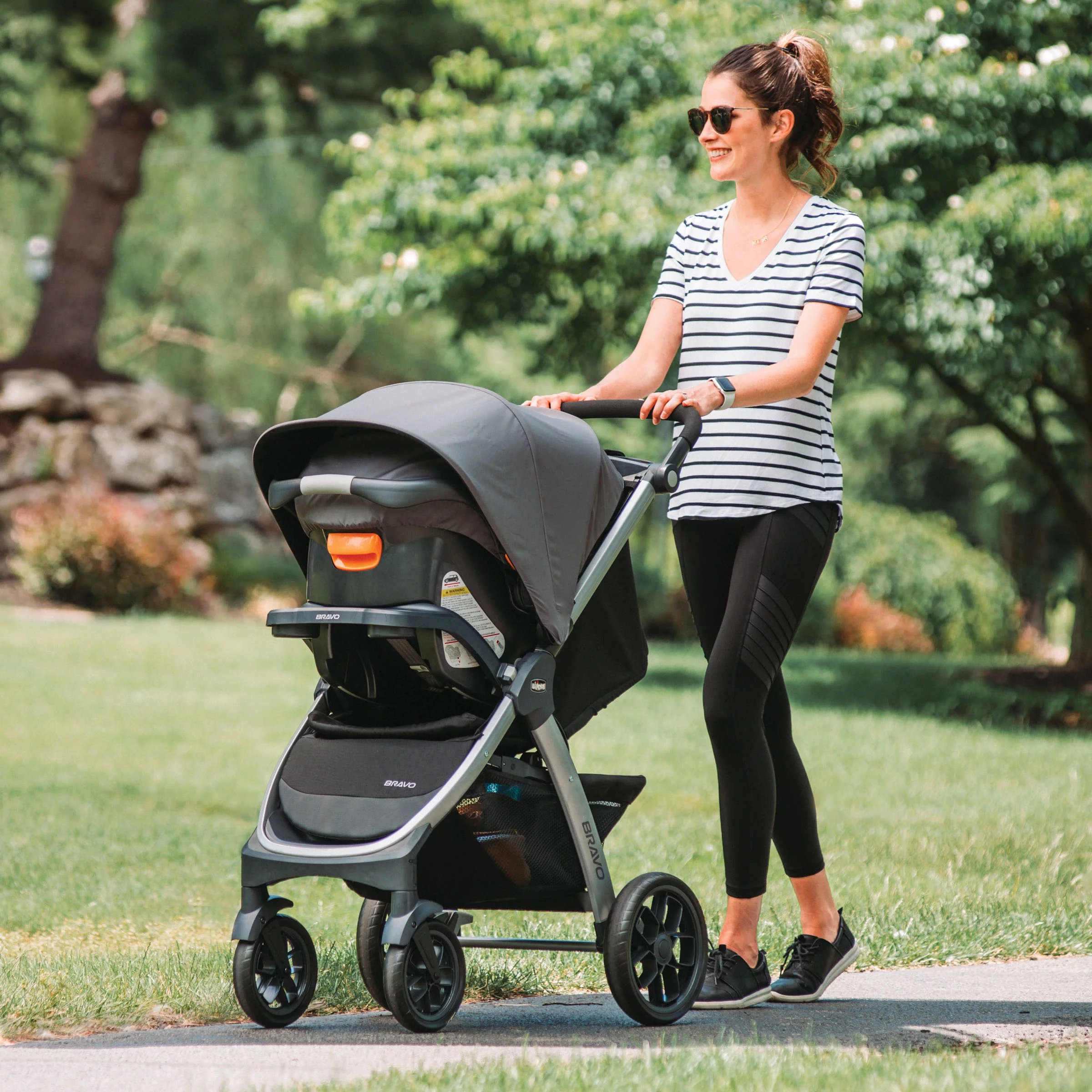 Chicco Bravo Trio Travel System Stroller with KeyFit 30 Infant Car Seat - Calla (Grey)