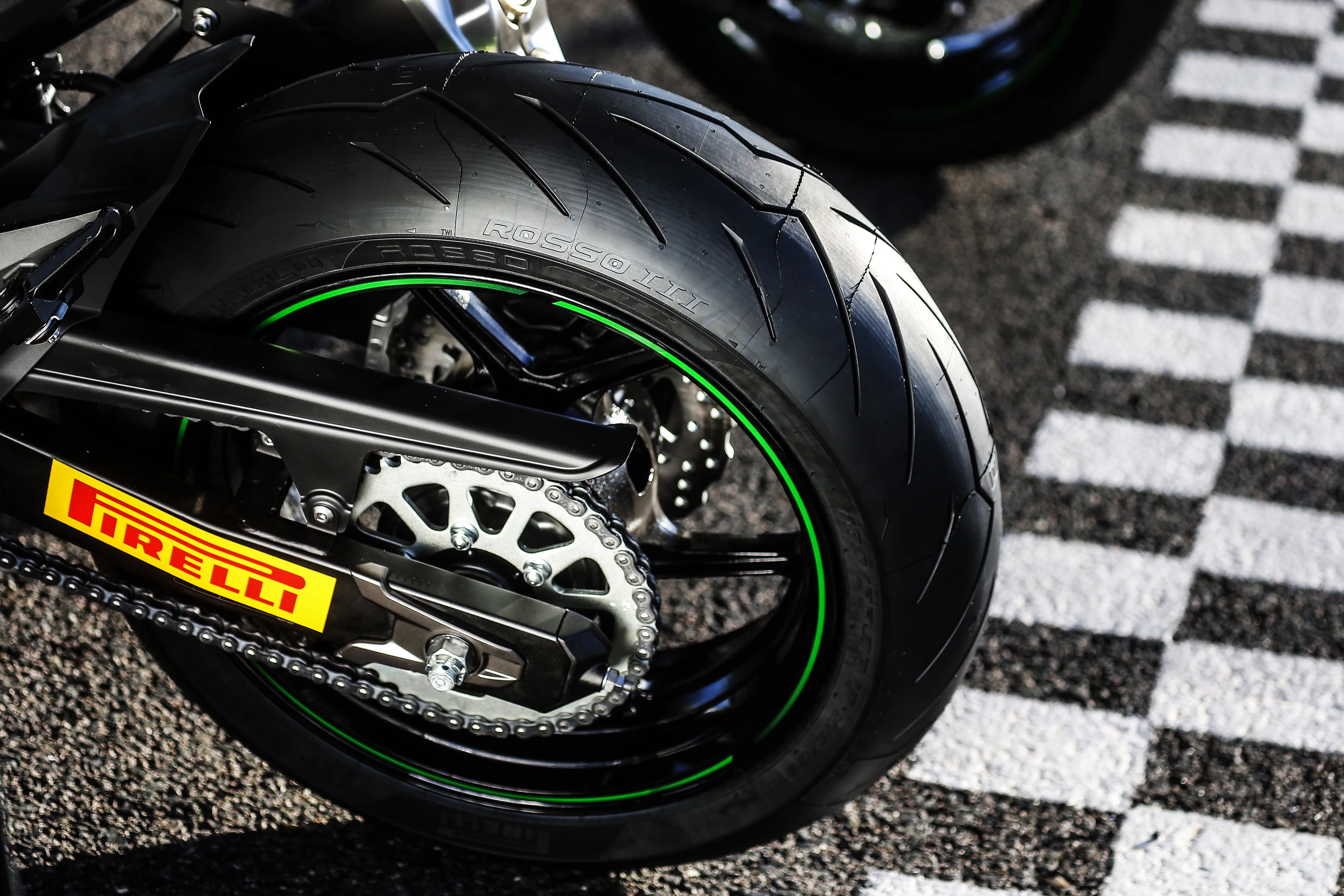 Pirelli Diablo Rosso III 120/70ZR17 200/55ZR17 Front & Rear Motorcycle Tire Set 120/70-17 200/55-17