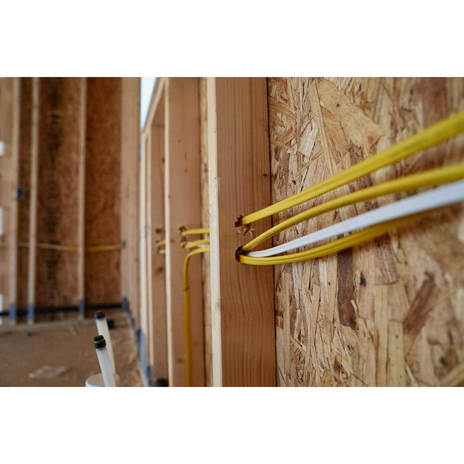 Southwire Romex SIMpull 14/2 Solid Non-Metallic Wire - Shop Hardware Tools Online Store