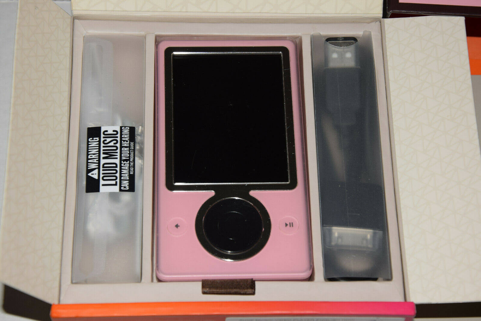 Zune 30 GB Digital Media Player (Pink)