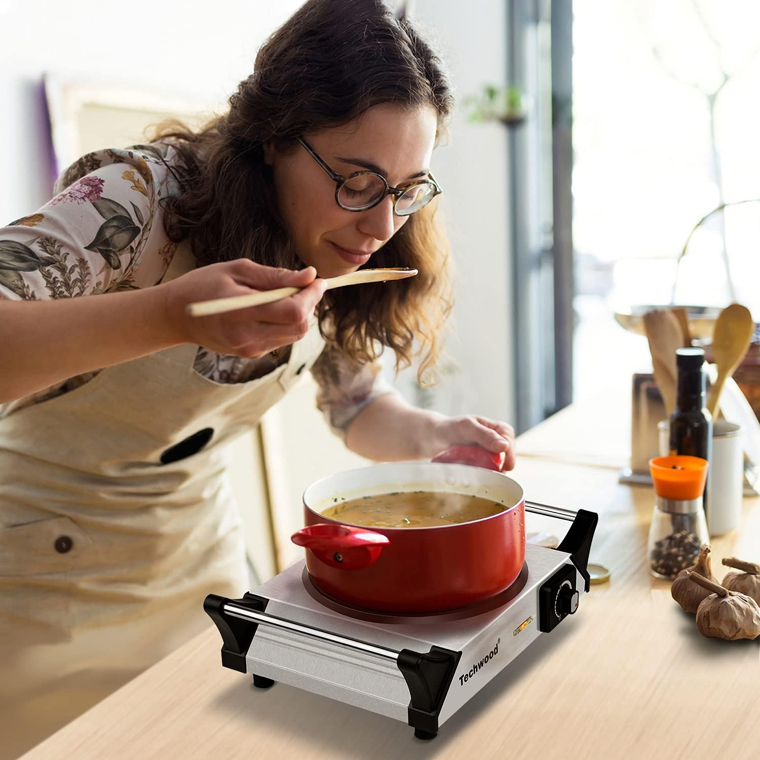 Hot Plate, Techwood Portable Electric Stove for cooking, 1200W Countertop Infrared Single Burner with Handles & 7.5&rdquo; Glass Cooktop for RV/Home/Camp, Compatible for All Cookwares Upgraded Version