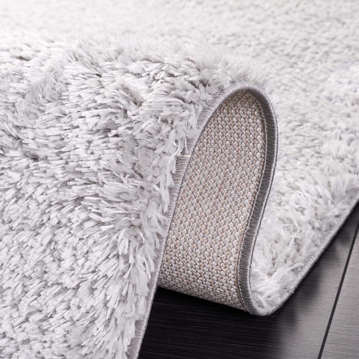 SAFAVIEH Tahoe Shag Collection Area Rug - 8' x 10', Light Grey, Solid Design, Non-Shedding & Easy Care, 1.2-inch Thick Ideal for High Traffic Areas in Living Room, Bedroom (THO670F)