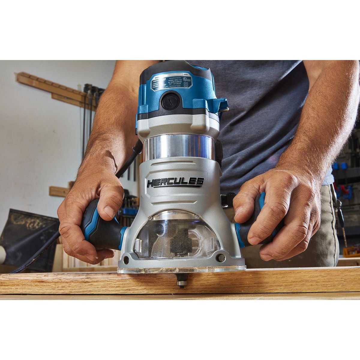 HERCULES 12 Amp Variable-Speed Fixed Base Router with Plunge Base Kit