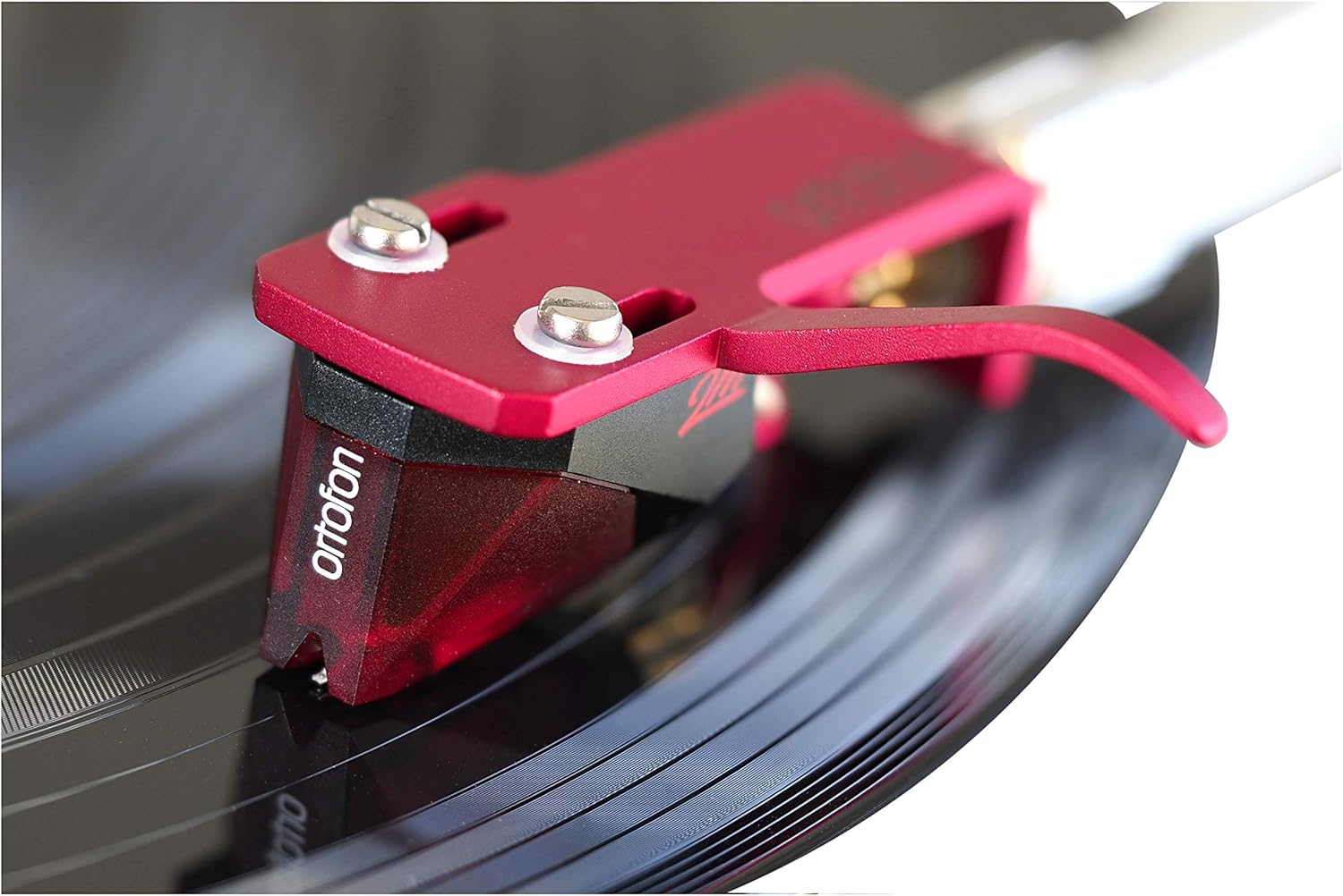 Ortofon 2M Red Moving Magnet Cartridge