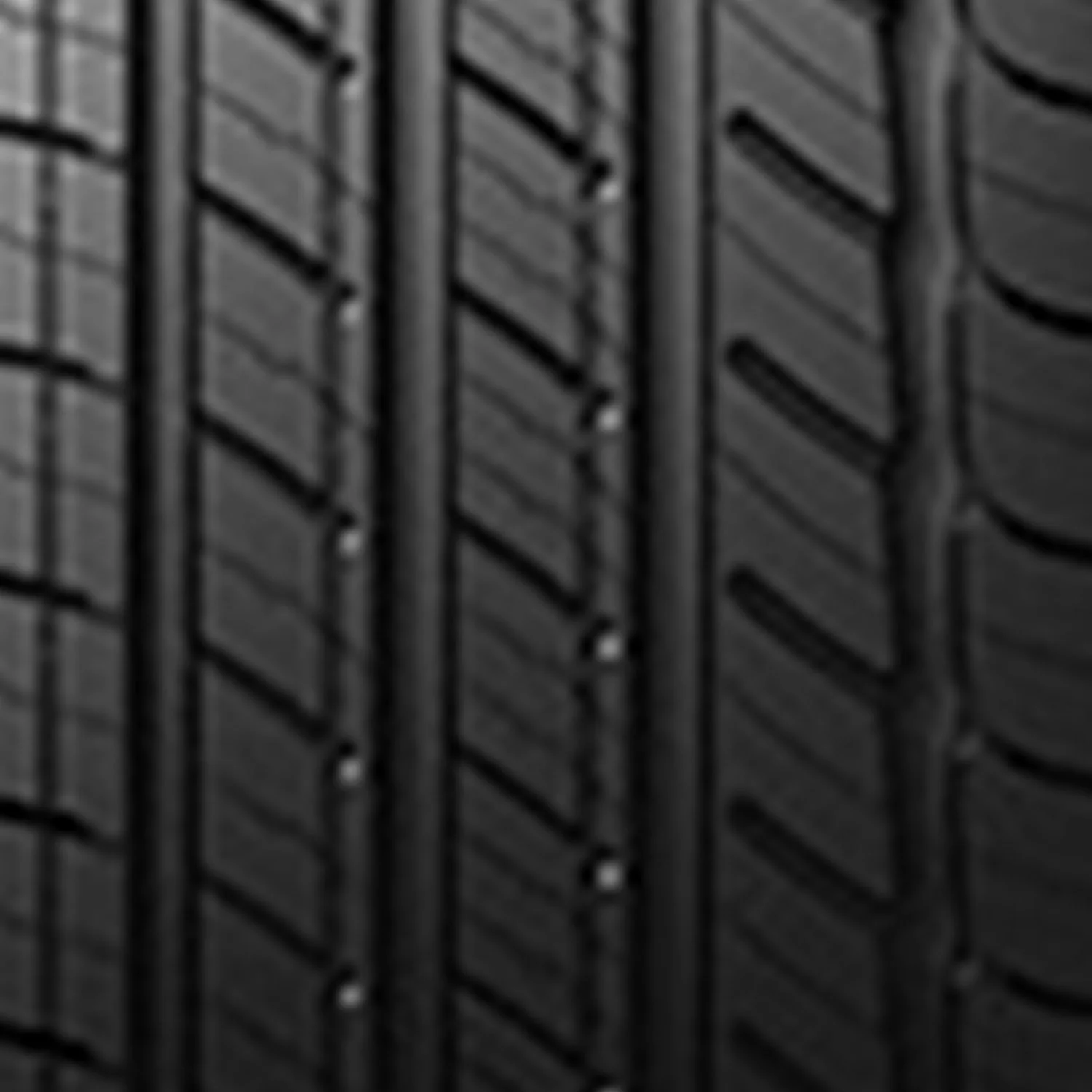 Set of 4 Michelin Primacy Tour A/S 215/55R17 94V Tires