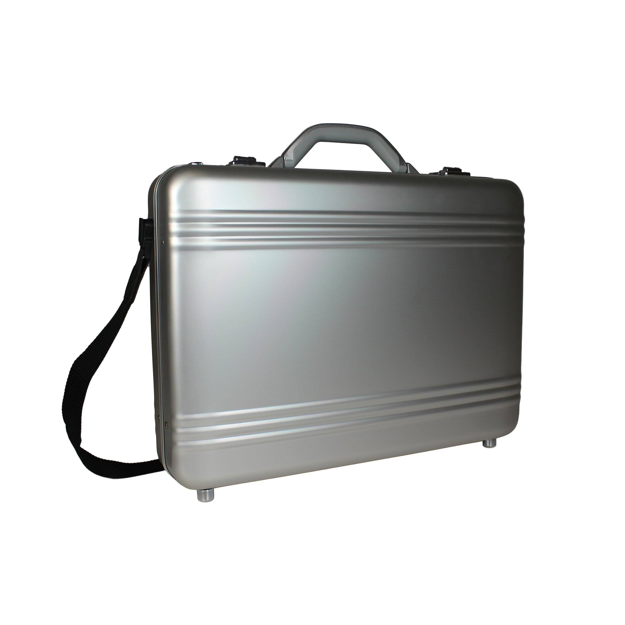 World Traveler European-Style Aluminum Silver Laptop Attache Case