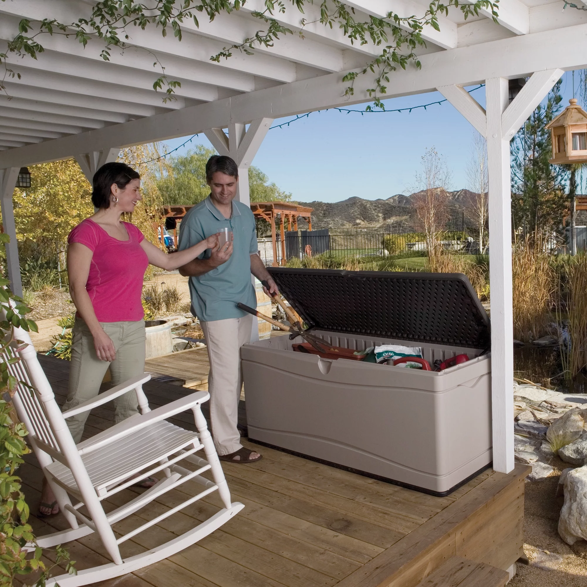 Lifetime Heavy-Duty 130 Gallon Plastic Deck Box, Desert Sand (60012)