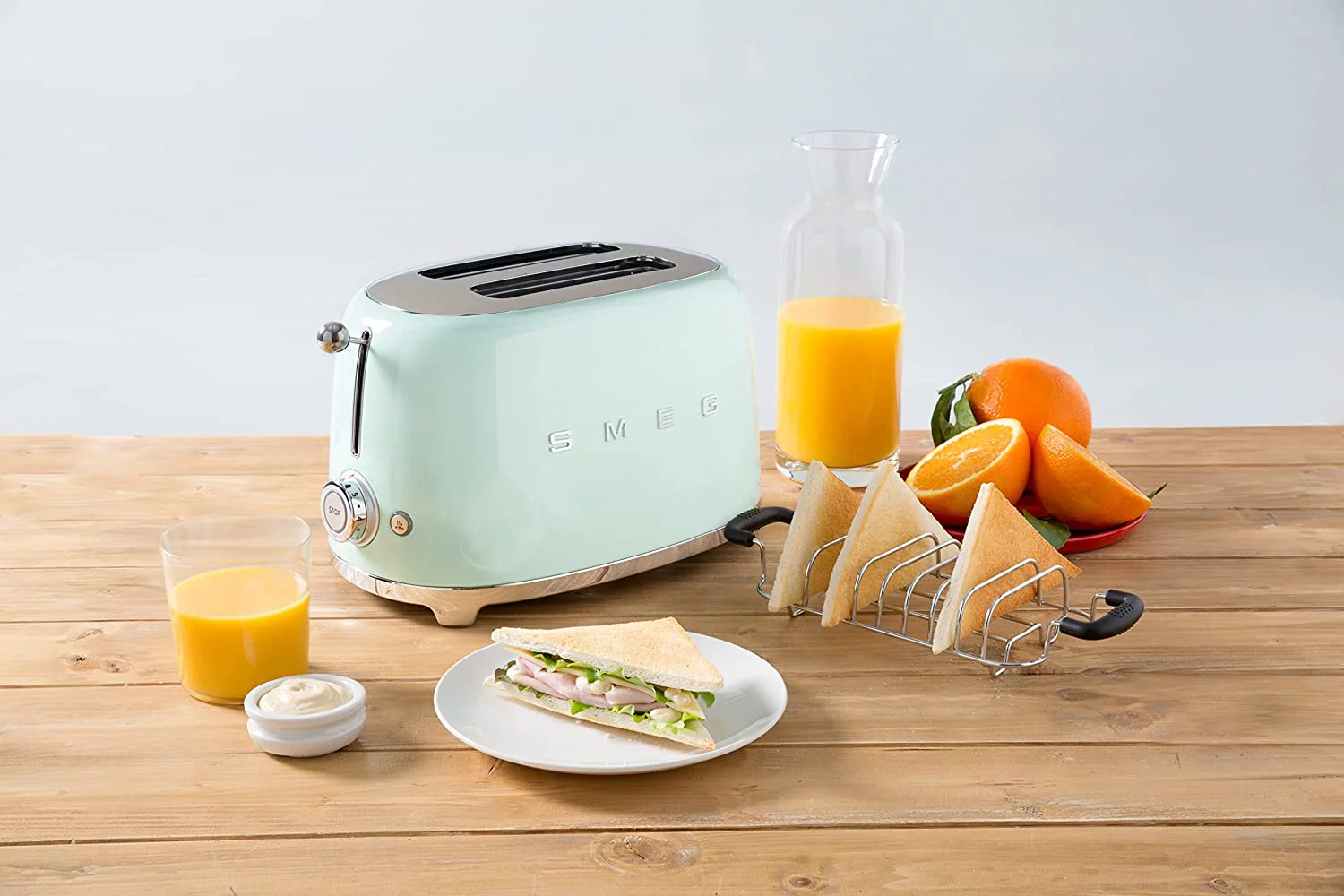 Smeg TSF01PGUS 50's Retro Style Aesthetic 2 Slice Toaster, Pastel Green
