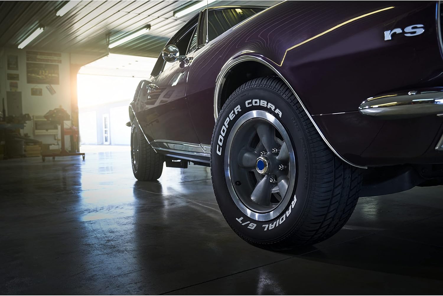 Cooper Cobra Radial G/T All-Season P235/70R15 102T Tire