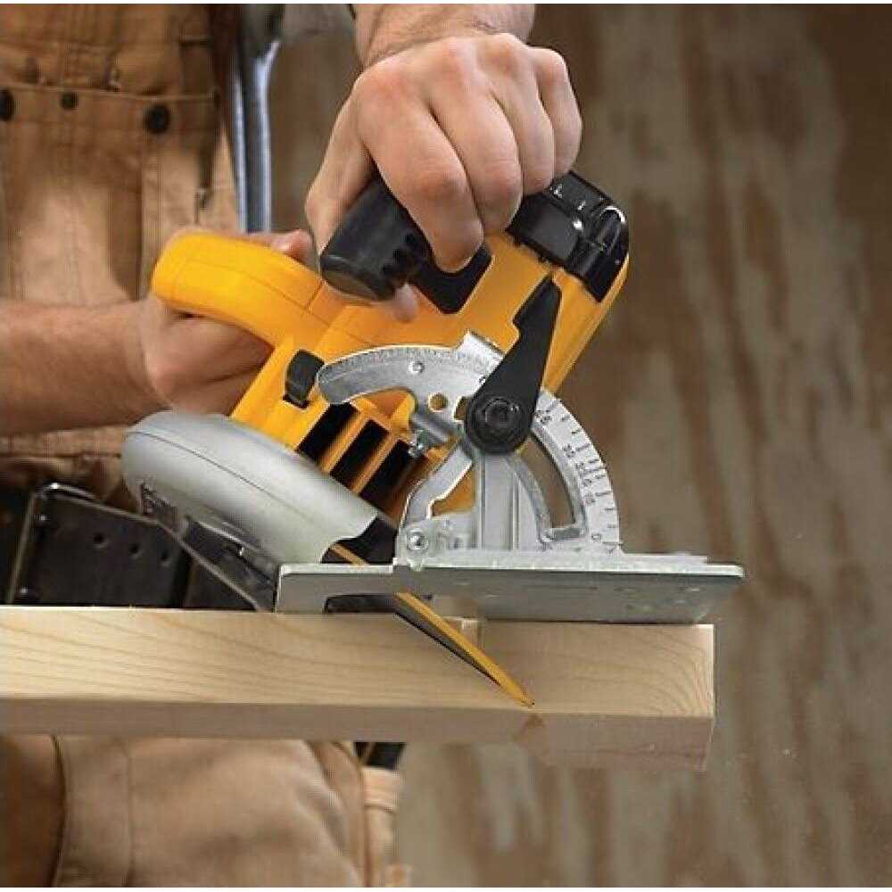 DeWalt Circular Saw Lightweight DWE575 - Shop Hardware Tools Online Store