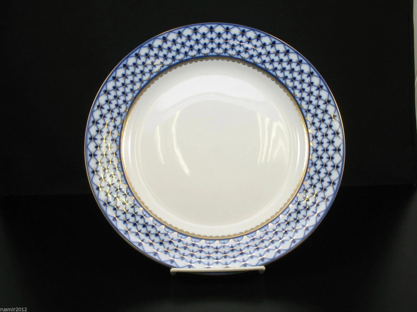 World Gifts Bone China Cobalt Blue St Petersburg 24K Gold Net Dessert Plates - 7.5", Round