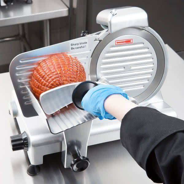 Avantco SL309 9x22 Manual Gravity Feed Meat Slicer - 1/4 HP