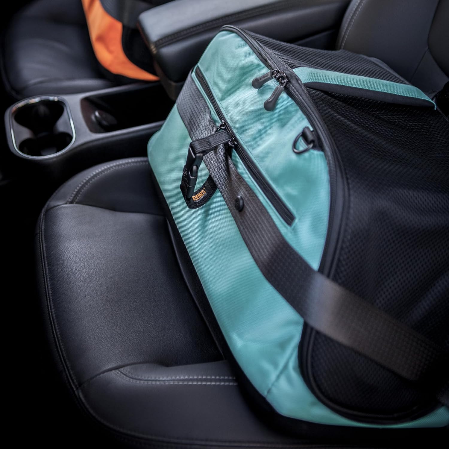 Sleepypod Air - Airline Approved Pet Carrier and Crash-Tested Car Seat for Cats and Dogs up to 18 lbs (Robin Egg Blue)