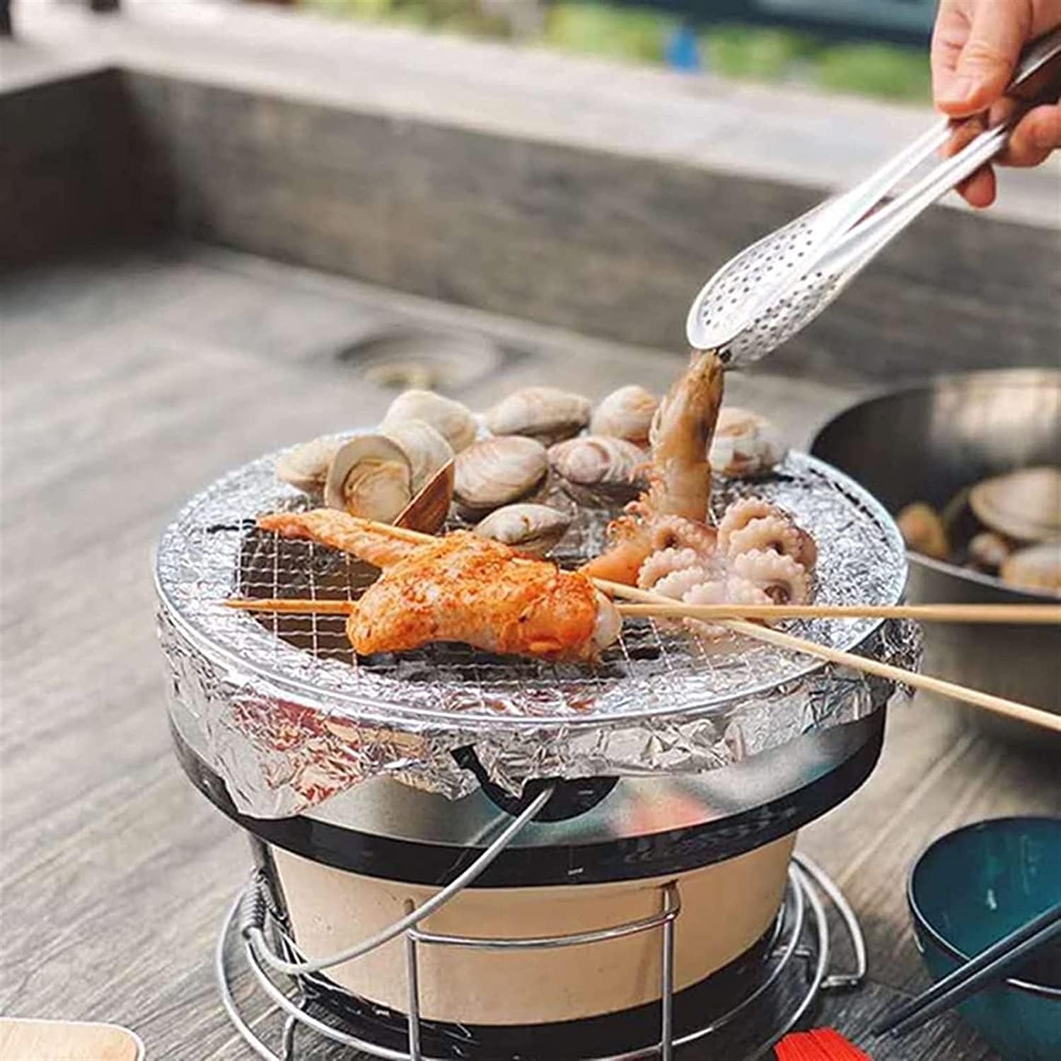 Japanese Ceramic Clay BBQ Hibachi Grill, Round Table Top Charcoal Barbecue Portable Yakitori Charcoal Stove with Tongs for Indoor Outdoor