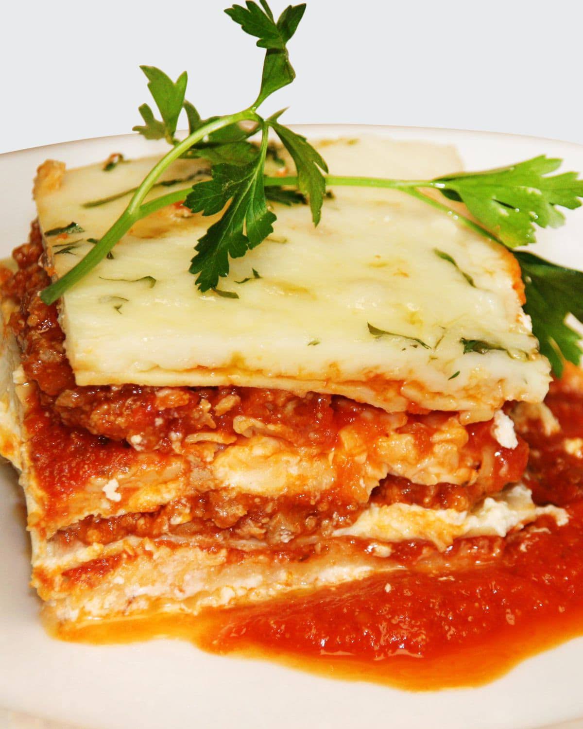 Aux Delices Lasagna Bolognese, Food Delivery Gifts Gourmet