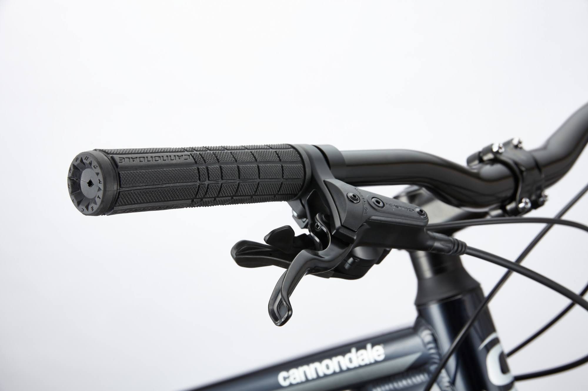 Cannondale Trail 7 Bike Midnight S