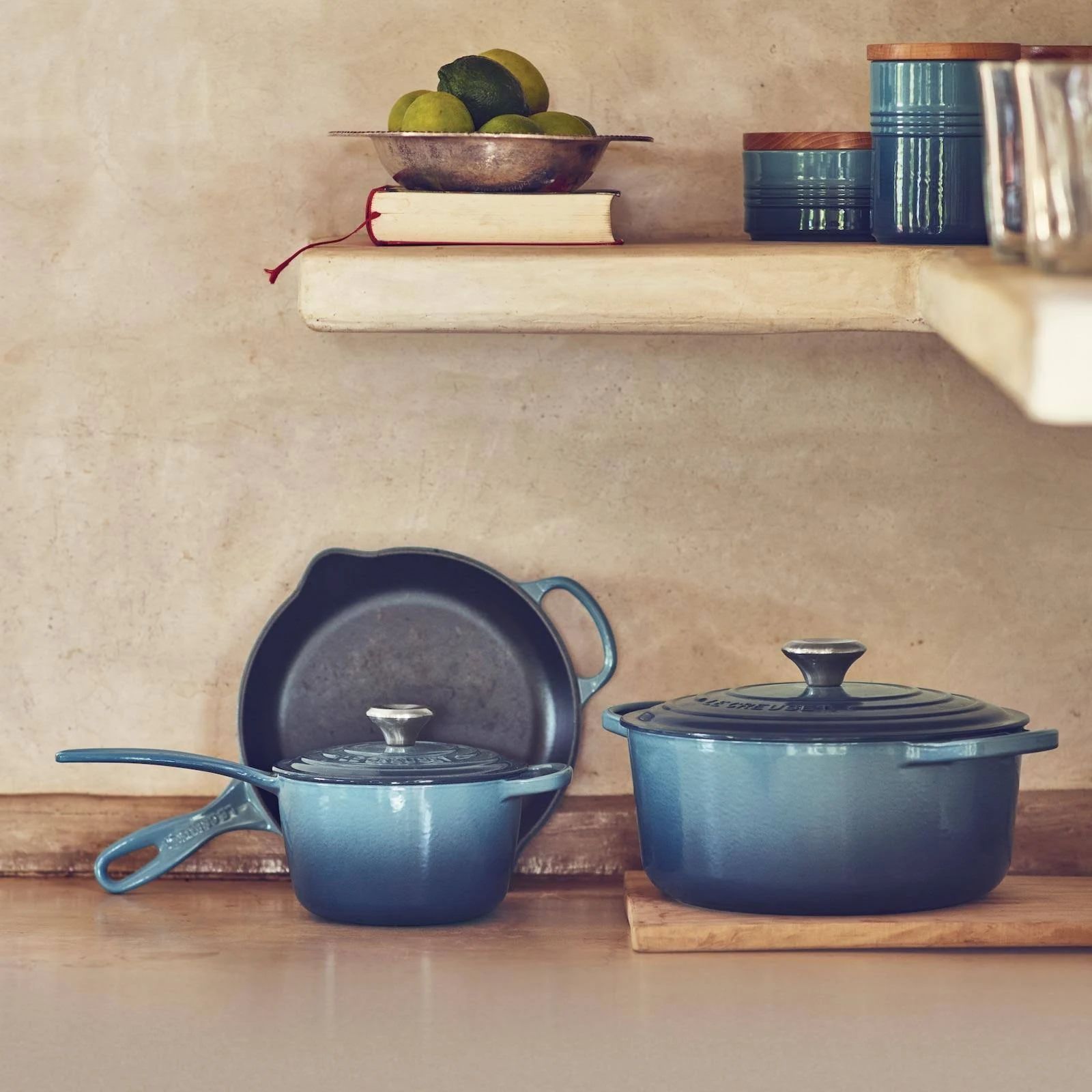 Le Creuset Signature Cast Iron 5 Piece Cookware Set - Marine