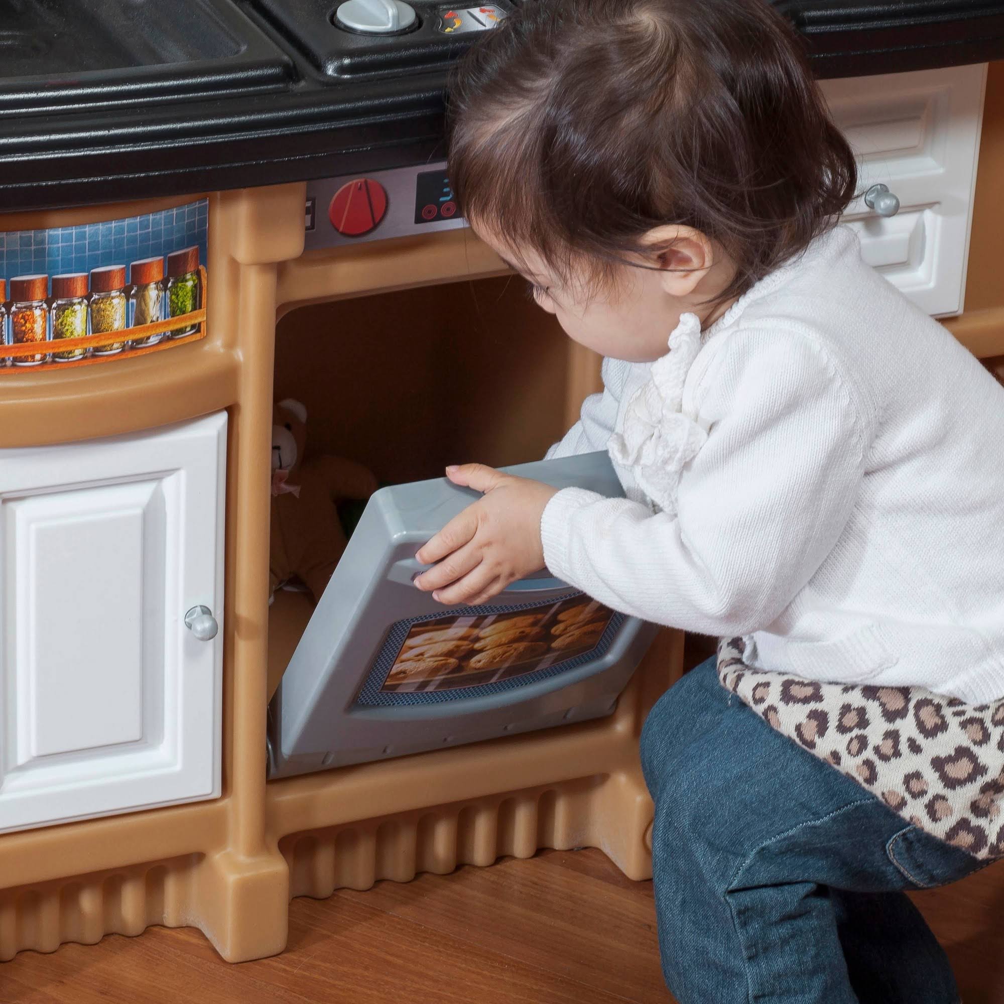 Step2 LifeStyle Custom Kitchen