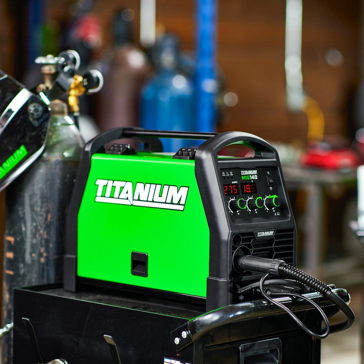 TITANIUM MIG 140 Professional Welder with 120V Input