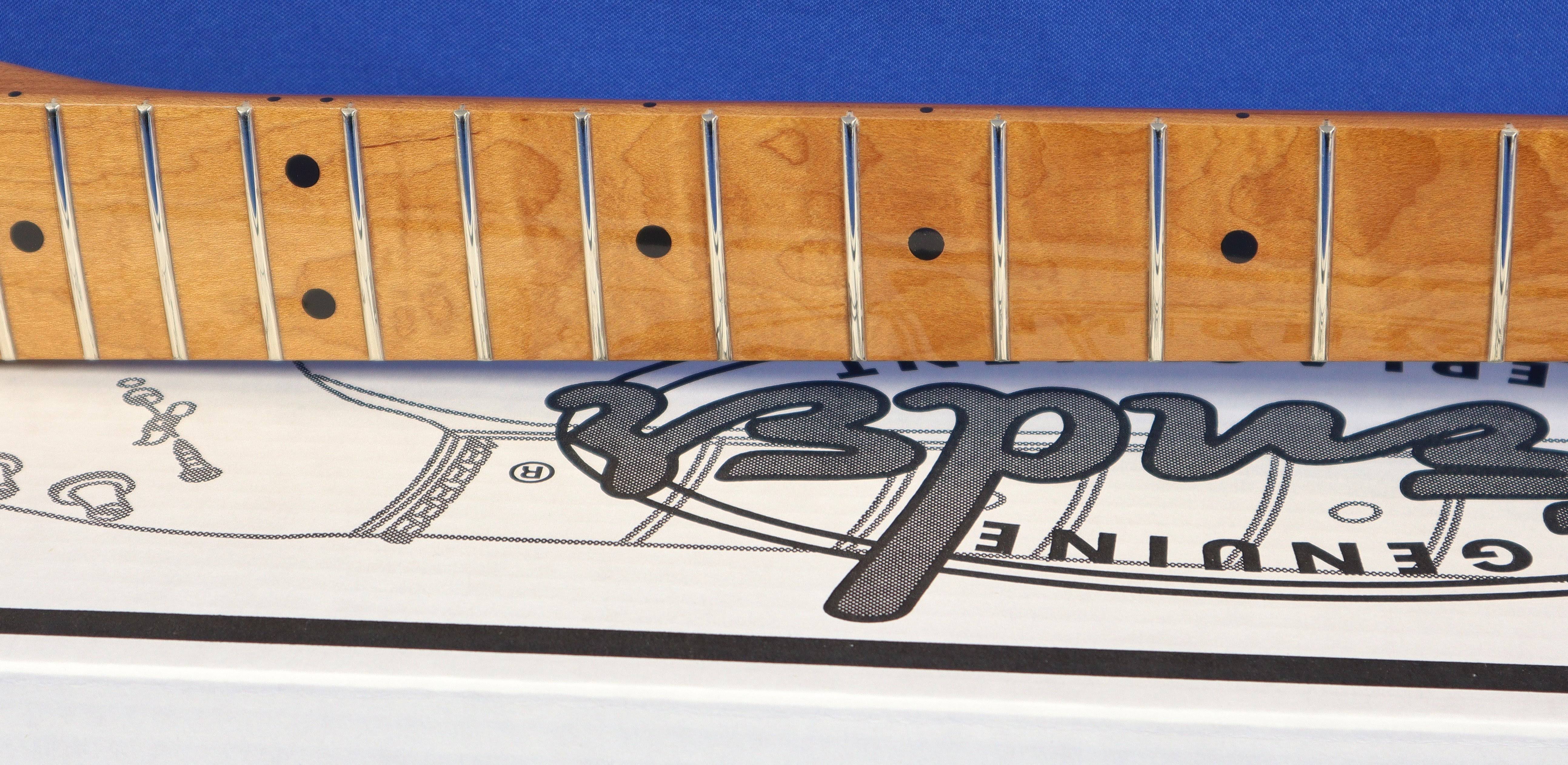 Fender Vintera Mod &60&s Stratocaster Roasted Maple Neck